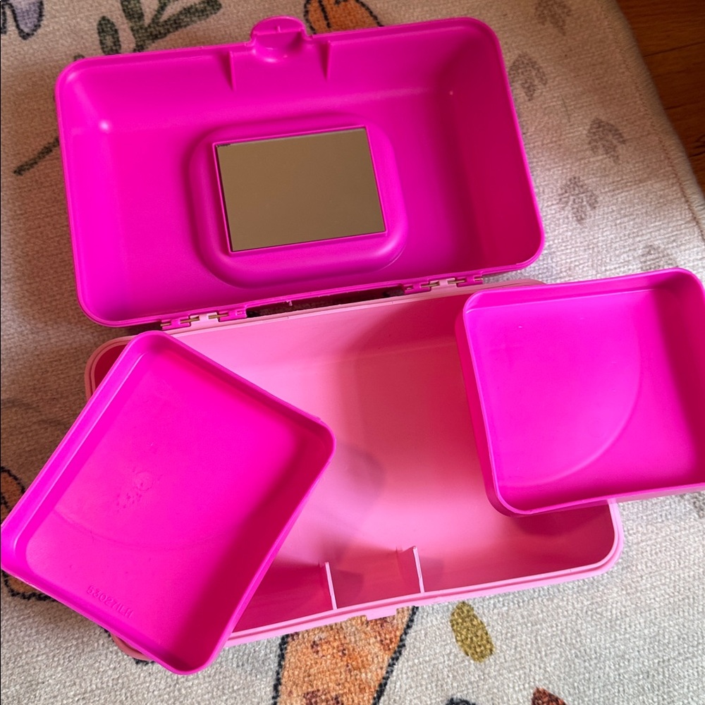 Caboodles box - Picture 3 of 4